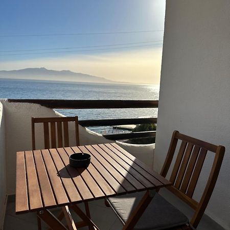 Sunny Bay Apartments Sarande Bagian luar foto