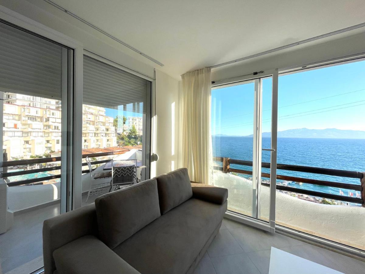 Sunny Bay Apartments Sarande Bagian luar foto