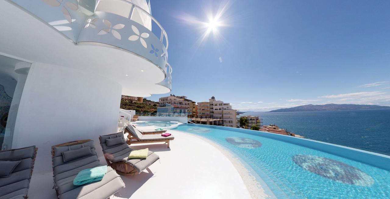Sunny Bay Apartments Sarande Bagian luar foto