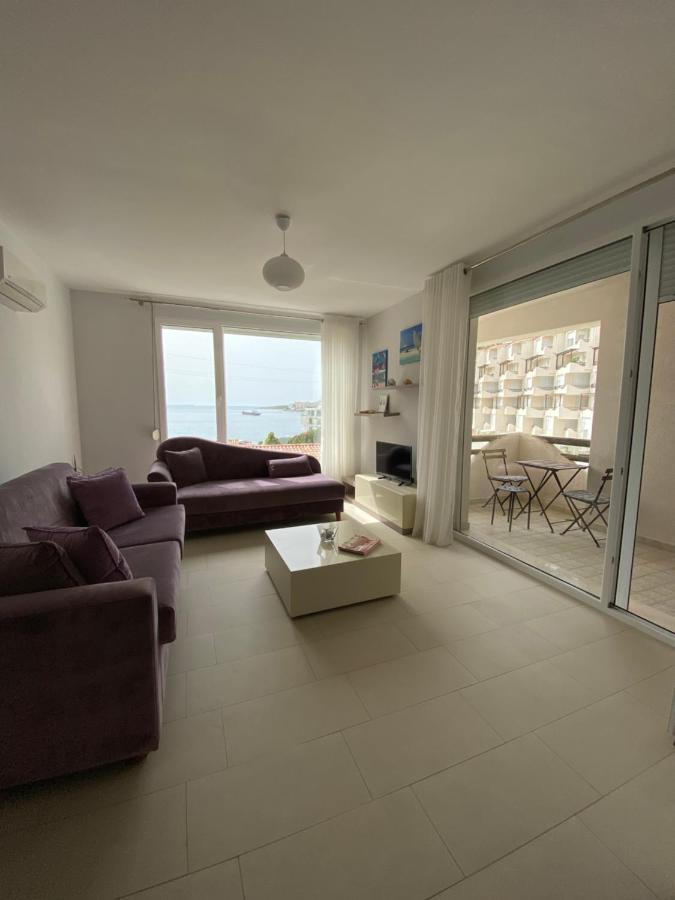 Sunny Bay Apartments Sarande Bagian luar foto